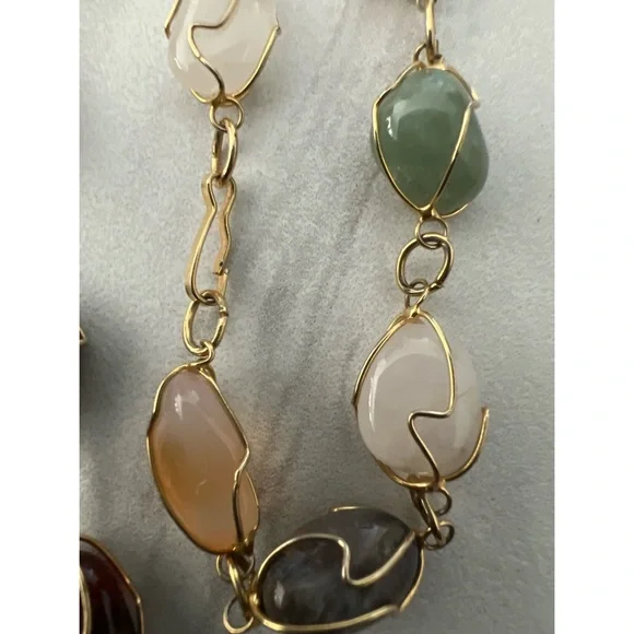 Gold Tone Wire Wrapped Stone Necklace - Picture 5 of 5